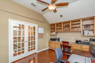 303 N Elder Grove Dr, Pearland, TX 77584 - Photo 25