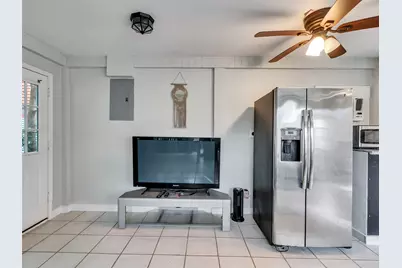 3529 Avenue M, Galveston, TX 77550 - Photo 15
