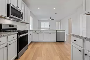 1027 Rosewood Trl, Beasley, TX 77417 - Photo 3