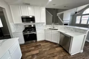 8214 Point Pendleton Dr, Tomball, TX 77375 - Photo 17