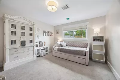 559 Rancho Bauer Drive, Houston, TX 77079 - Photo 21