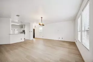 18318 Alemarble Oak St, Cypress, TX 77429 - Photo 5