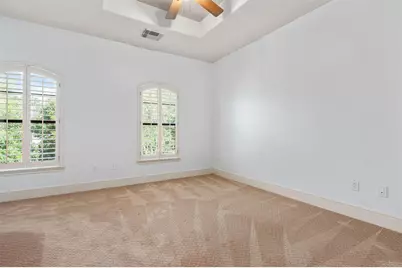 4523 Maple Street, Bellaire, TX 77401 - Photo 37