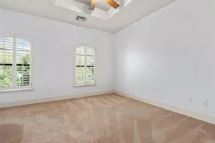 4523 Maple St, Bellaire, TX 77401 - Photo 37