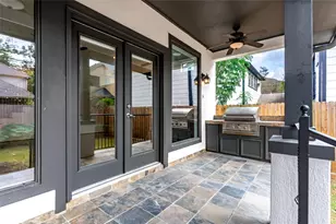 4523 Maple St, Bellaire, TX 77401 - Photo 45