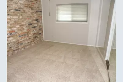 4046 Laura Leigh Drive, Friendswood, TX 77546 - Photo 9