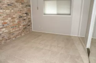 4046 Laura Leigh Dr, Friendswood, TX 77546 - Photo 9