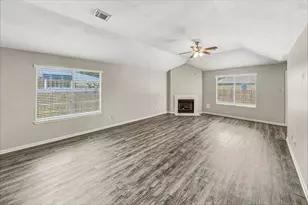 4330 Spoonbill Dr, Seabrook, TX 77586 - Photo 3