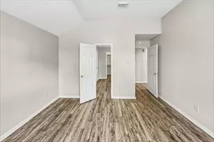 4330 Spoonbill Dr, Seabrook, TX 77586 - Photo 9