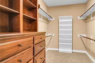 1100 Southern Oaks Dr, Angleton, TX 77515 - Photo 9