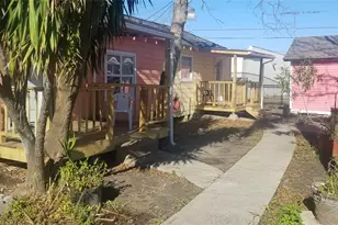 4418 Ave P 1/2 Unit 3, Galveston, TX 77550 - Photo 3