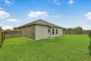 8611 Conquest Cir, Texas City, TX 77591 - Photo 25