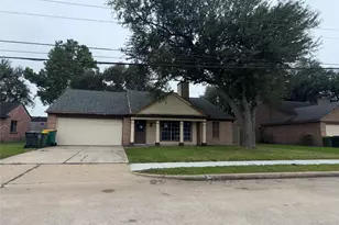 2430 Shady Bend Dr, Pearland, TX 77581 - Photo 1