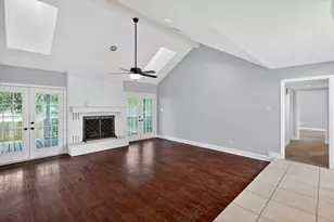 2341 W Briargate Dr, Bryan, TX 77802 - Photo 5