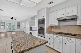 2341 W Briargate Dr, Bryan, TX 77802 - Photo 17