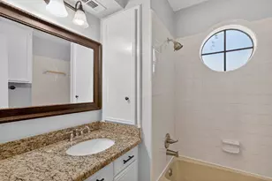 2341 W Briargate Dr, Bryan, TX 77802 - Photo 23