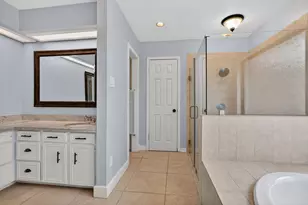 2341 W Briargate Dr, Bryan, TX 77802 - Photo 31
