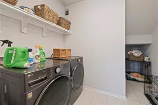 2403 Ivory Ct, Texas City, TX 77591 - Photo 11