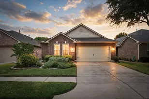 9426 Raven Lake Ct, Cypress, TX 77433 - Photo 1