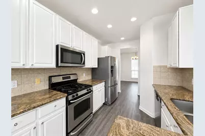 1806 Rockwall Court, Sugar Land, TX 77479 - Photo 9