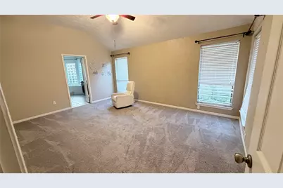 1914 Hunters Trace Street, Houston, TX 77042 - Photo 7