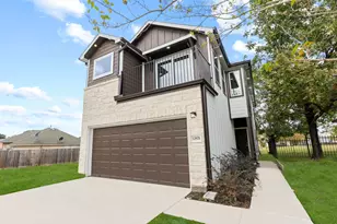 12975 Corona Ct, Willis, TX 77318 - Photo 5