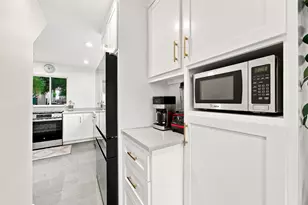 1703 Albans Rd, Houston, TX 77005 - Photo 17