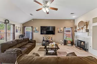 3203 Falcon Trail Dr, Spring, TX 77373 - Photo 9