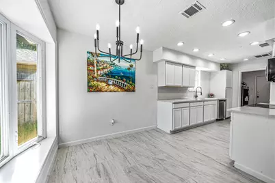 12723 Club Lane, Houston, TX 77099 - Photo 11