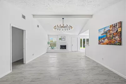 12723 Club Lane, Houston, TX 77099 - Photo 7