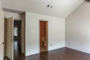 9901 Sharpcrest St, Houston, TX 77036 - Photo 11