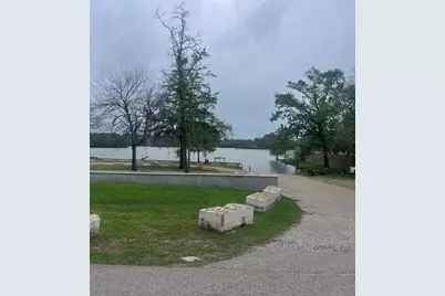 731 Magnolia Point Drive, Houston, TX 77336 - Photo 5