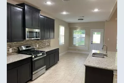 18231 Willow Edge Drive, Tomball, TX 77375 - Photo 5