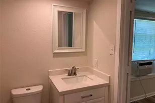 616 E Boothe St, Cleveland, TX 77327 - Photo 15