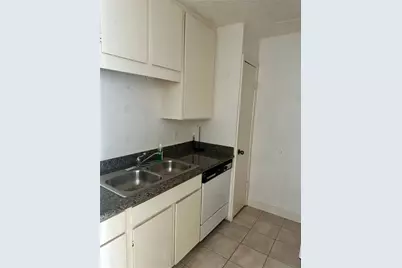 10047 Westpark Drive #30, Houston, TX 77042 - Photo 5