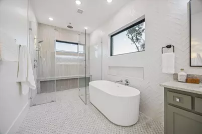 431 W 30th Street, Houston, TX 77018 - Photo 17