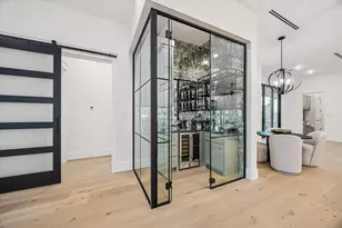 431 W 30th St, Houston, TX 77018 - Photo 11