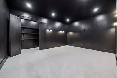 431 W 30th Street, Houston, TX 77018 - Photo 23