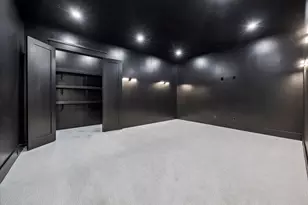 431 W 30th St, Houston, TX 77018 - Photo 23