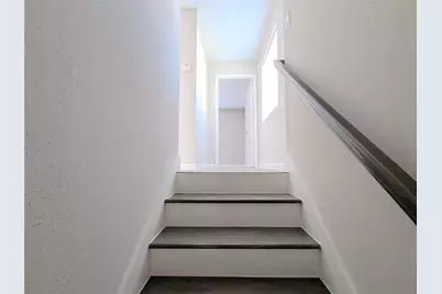 1960 Upland Drive, Houston, TX 77043 - Photo 9