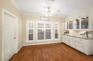 5702 Glen Pines Dr, Houston, TX 77069 - Photo 9