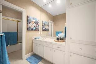 5702 Glen Pines Dr, Houston, TX 77069 - Photo 27