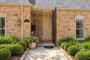 503 Bolton Pl, Houston, TX 77024 - Photo 3