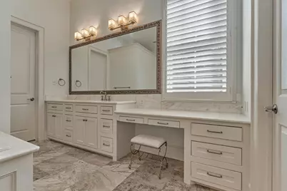 22 E Shore Drive, The Woodlands, TX 77380 - Photo 23