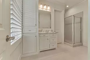 22 E Shore Dr, The Woodlands, TX 77380 - Photo 35