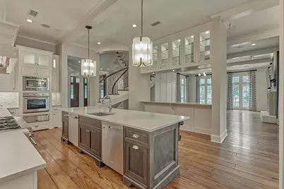 22 E Shore Drive, The Woodlands, TX 77380 - Photo 11