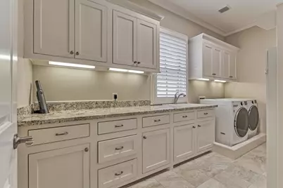 22 E Shore Drive, The Woodlands, TX 77380 - Photo 39