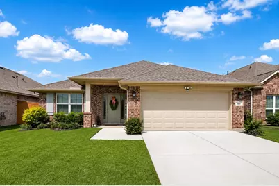 2605 Golden Palms, La Marque, TX 77568 - Photo 1