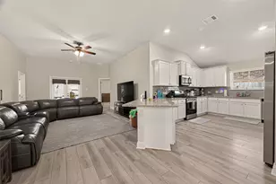 2605 Golden Palms, La Marque, TX 77568 - Photo 21