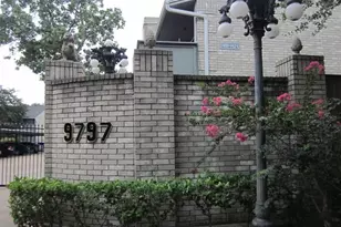 9797 Leawood Blvd, Houston, TX 77099 - Photo 1